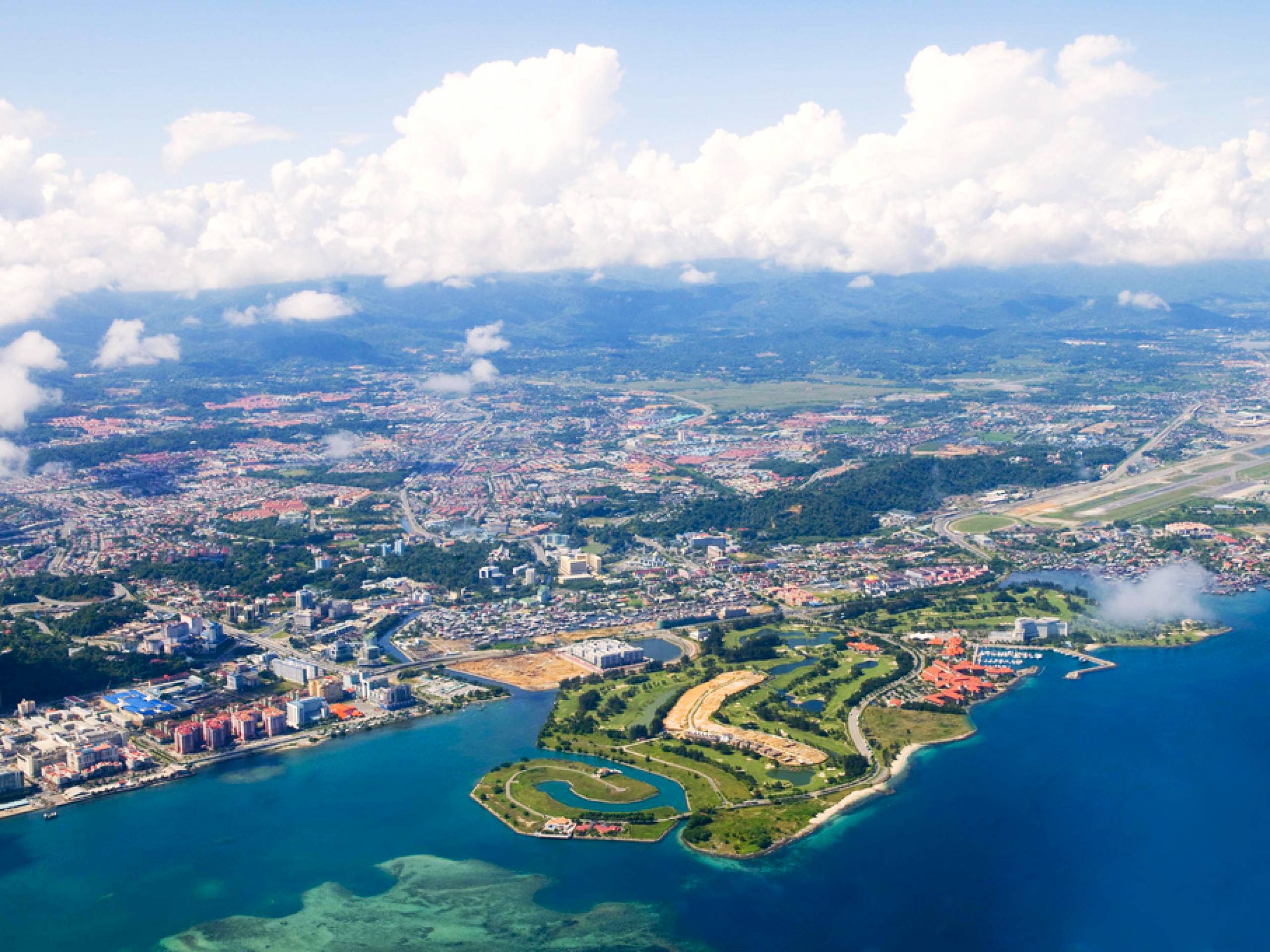 Kota Kinabalu, Sabah, Malezja, największa baza ofert LAST...