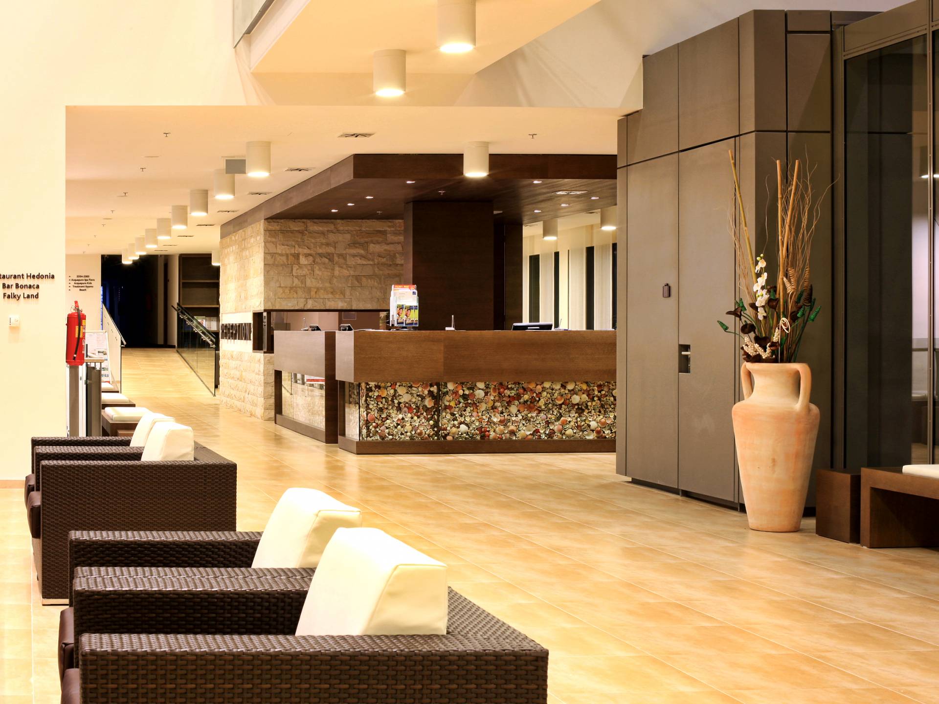 Family Hotel Diadora  najwi  ksza baza ofert LAST MINUTE    